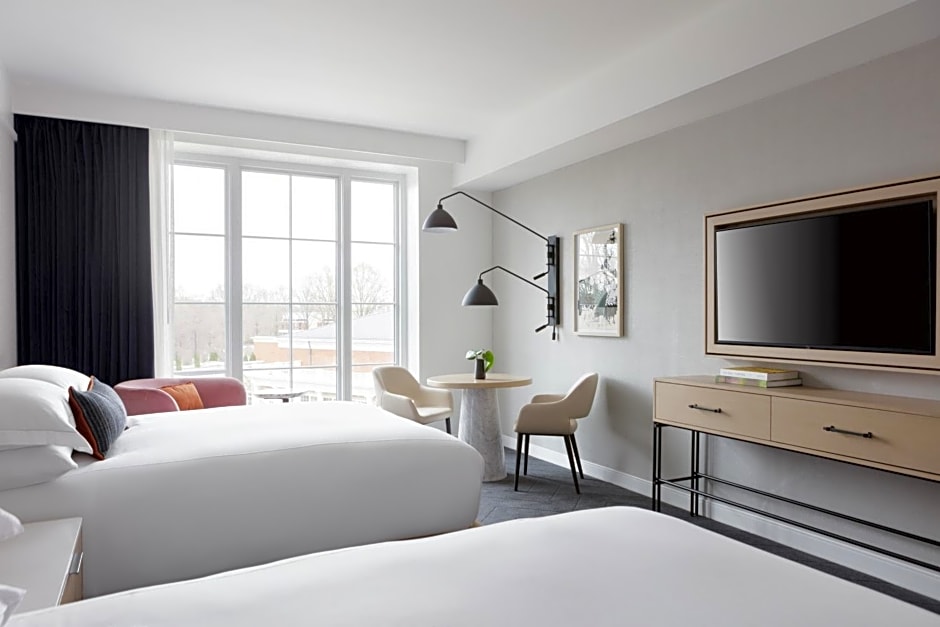 Kimpton - The Forum Hotel By IHG