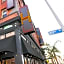H Hotel