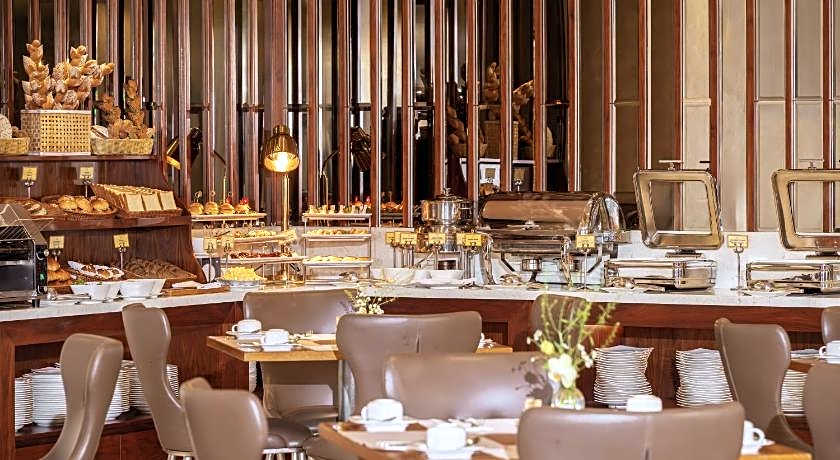 Orchids Saigon Hotel