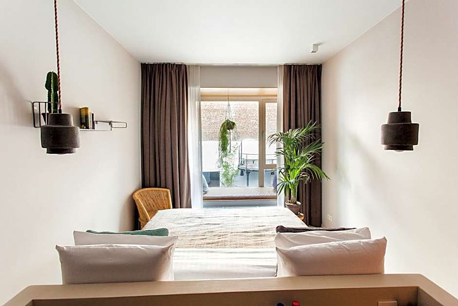 Latroupe Hotel Jardin Secret