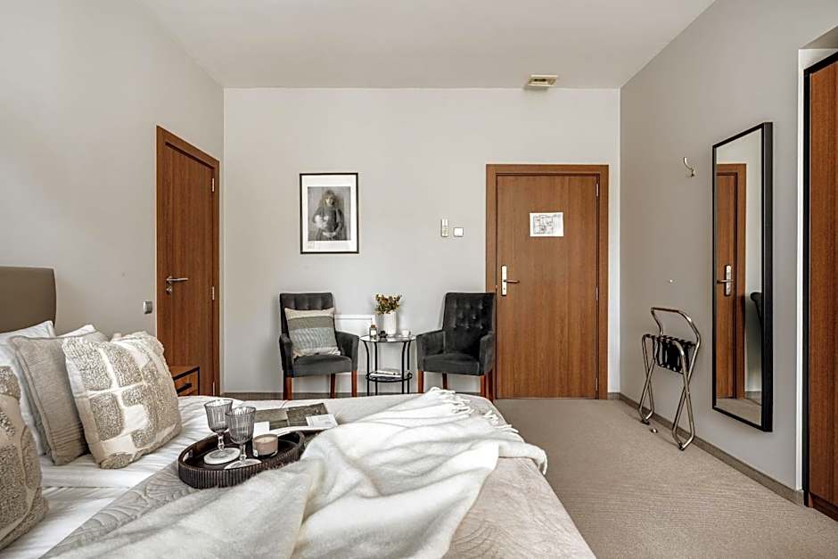 Grottger Luxury Boutique Hotel City