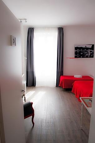 Triple Room with City View