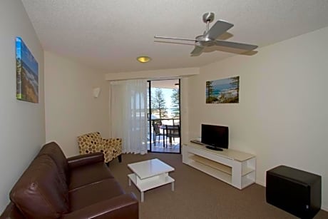 Two-Bedroom Apartment Ocean View Dual Key