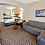 La Quinta Inn & Suites by Wyndham Lawton / Fort Sill