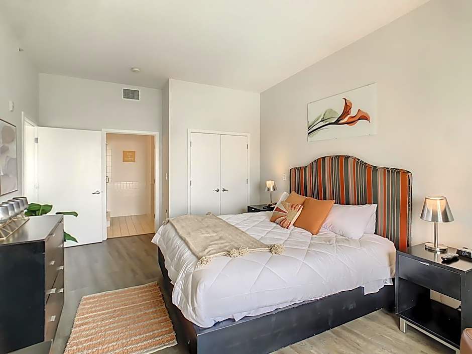 Pet friendly in Orlando area near Disney and ESPN Center