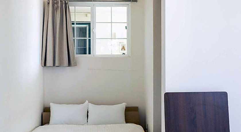 Bluebird Hotel