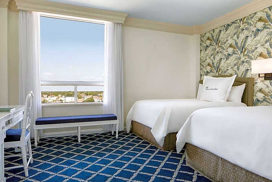 Grand Galvez Resort, Autograph Collection