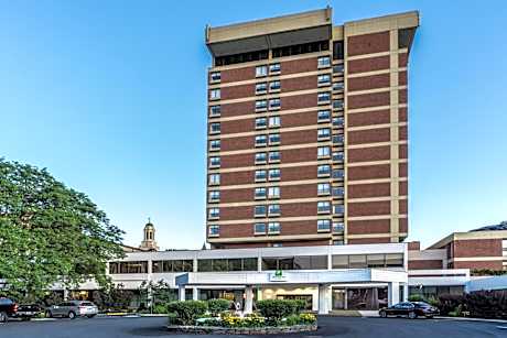 Holiday Inn Hotel And Suites Pittsfield-Berkshires By IHG