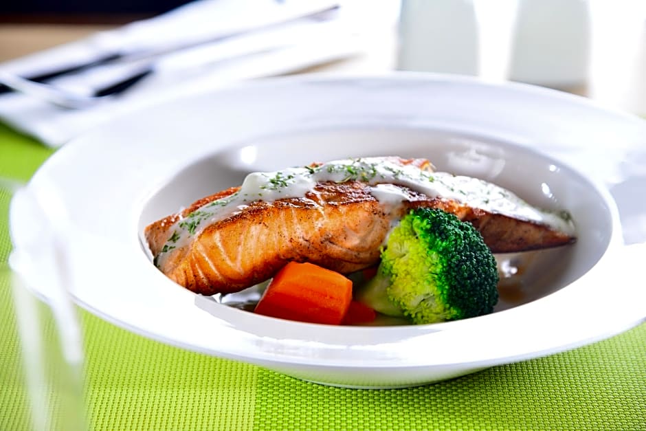 Hotel Ease Tsuen Wan