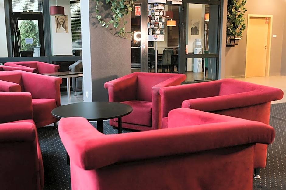 Economy Silesian Hotel