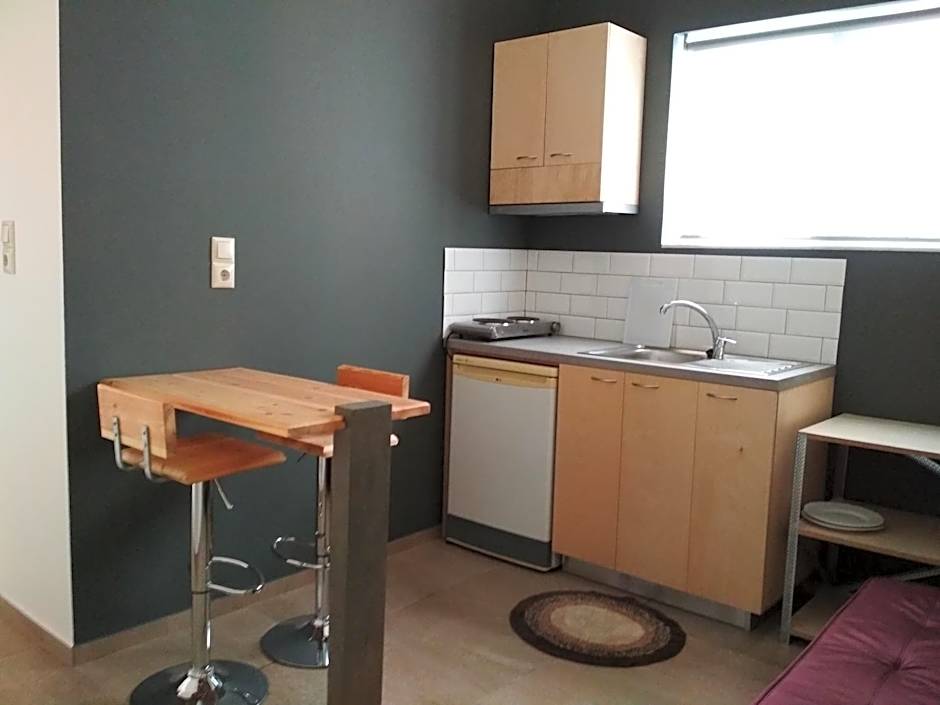 Beloni Apartments and Studios