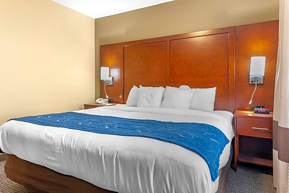 Comfort Suites Findlay