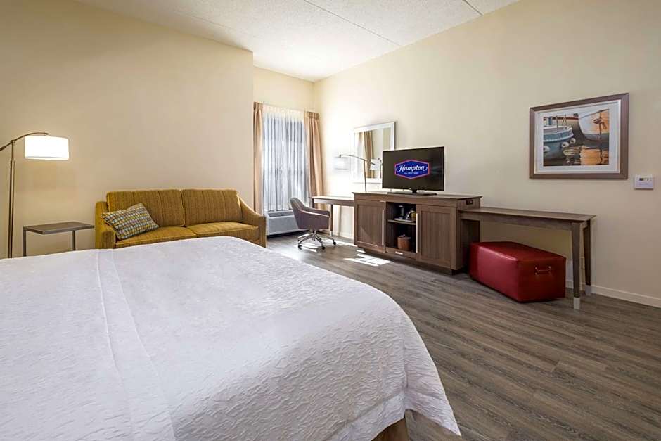 Hampton Inn By Hilton Waterville