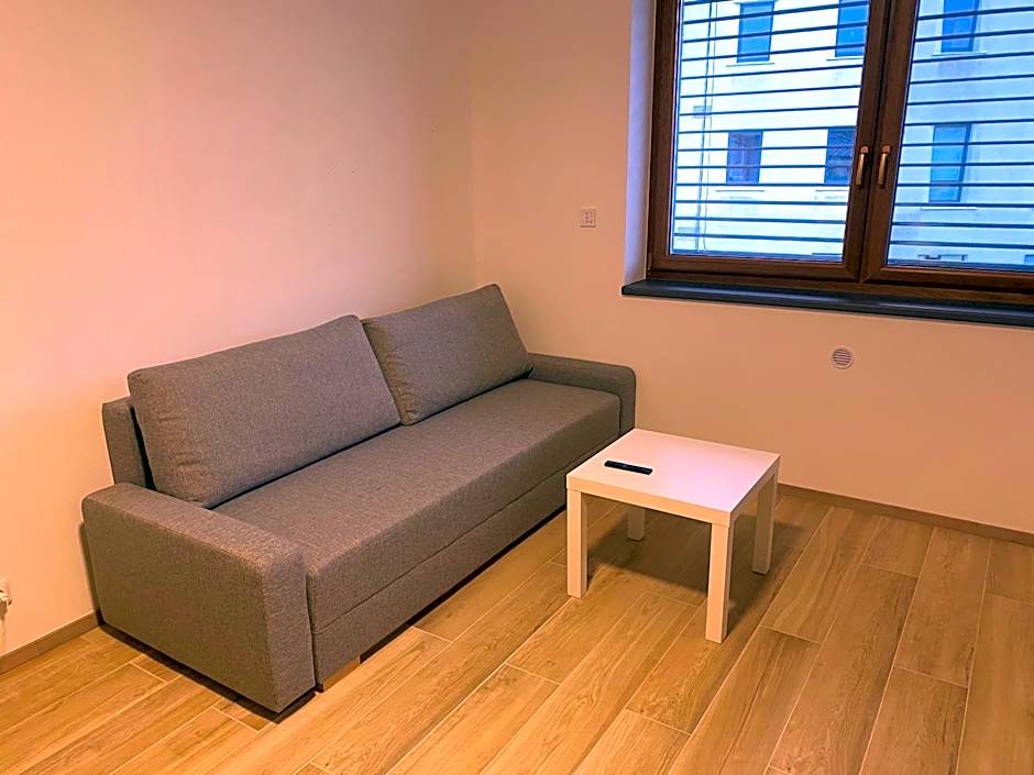 The Dante Villa Apartments