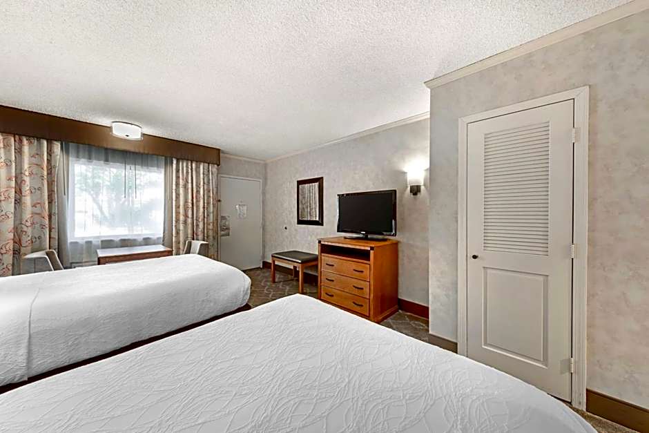 Best Western Plus Black Oak