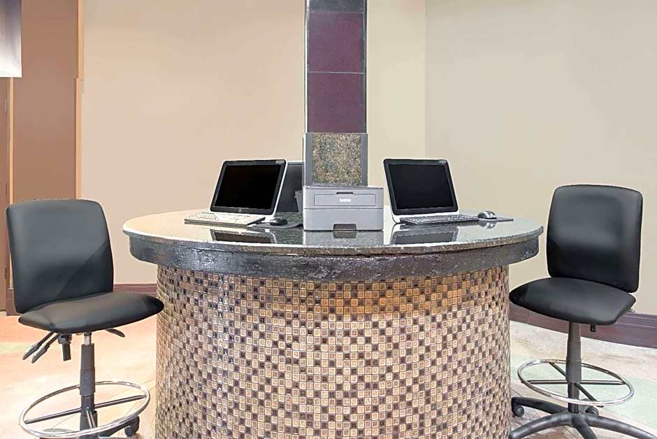 Wyndham Garden Midland