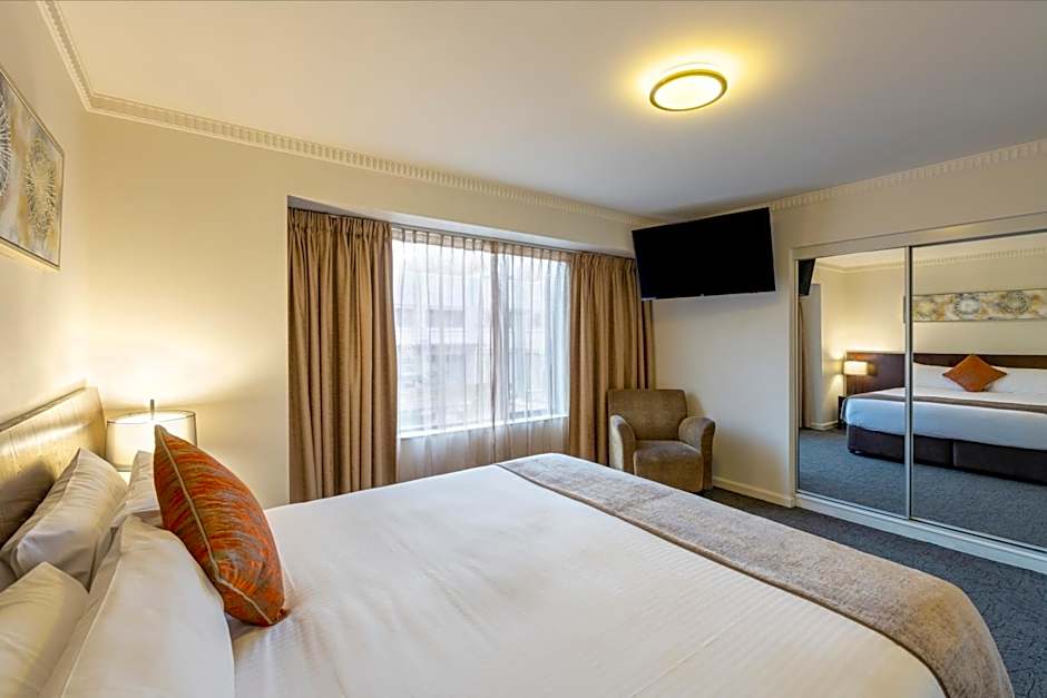 Hotel Grand Chancellor Adelaide