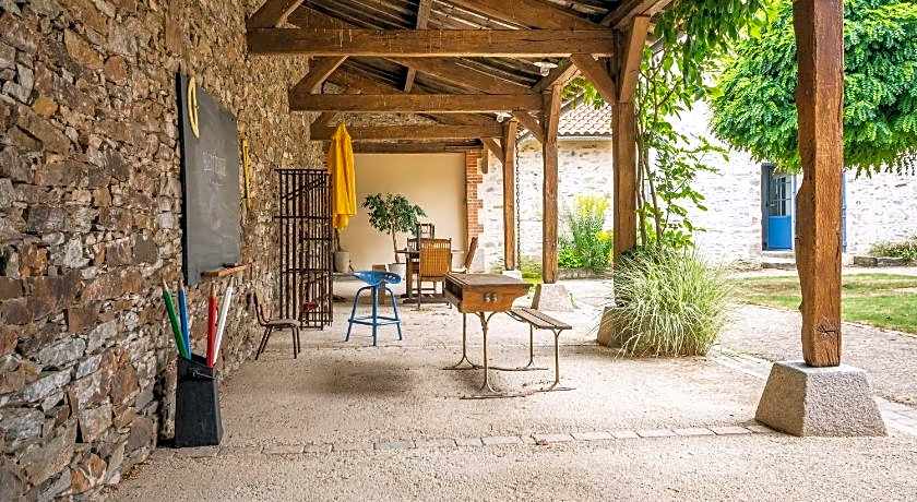 Le DOMAINE DES ECOLIERS B&B