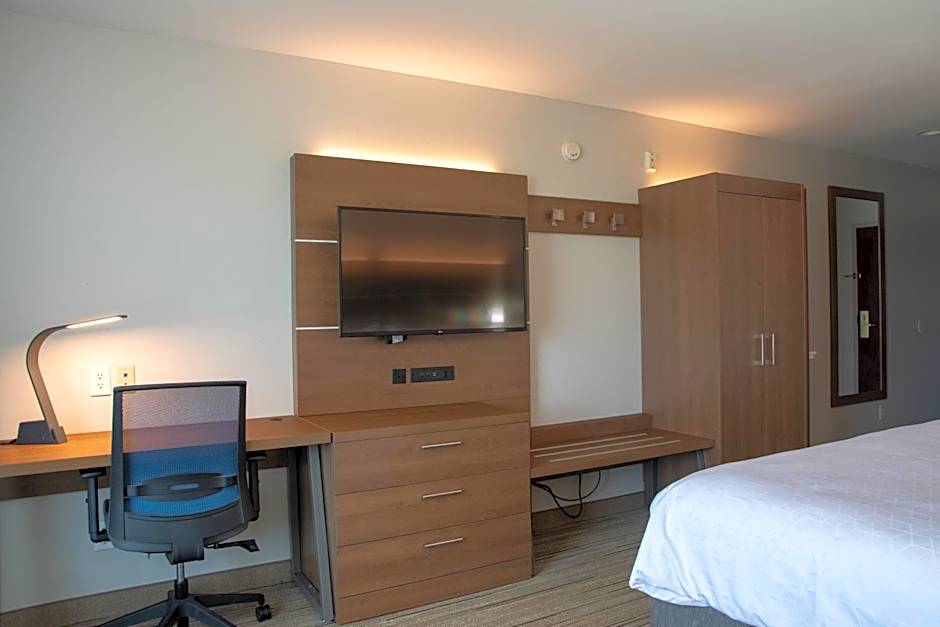 Holiday Inn Express Hotel and Suites Natchitoches By IHG