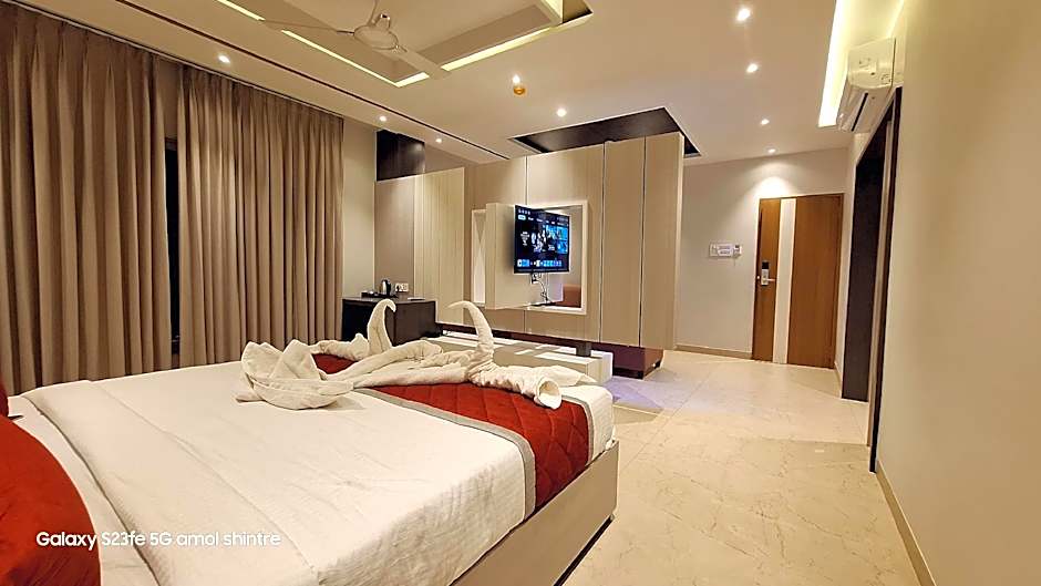 HOTEL RAMKRISHNA PALACE