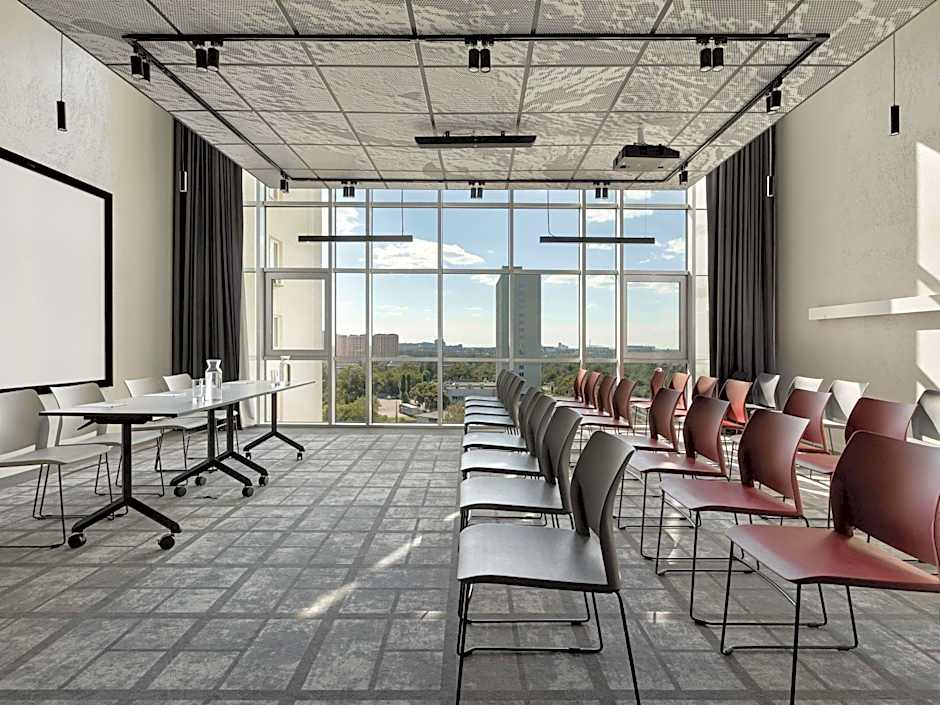 ibis Kyiv Beresteiska