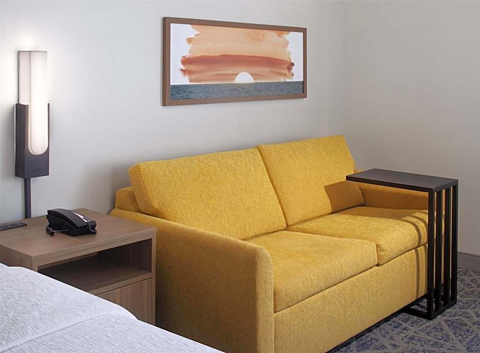 Hampton Inn By Hilton And Suites Tampa-North