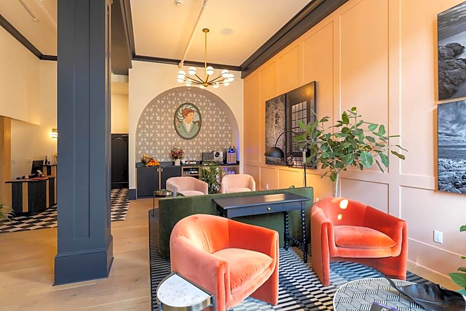 Hotel Thaxter