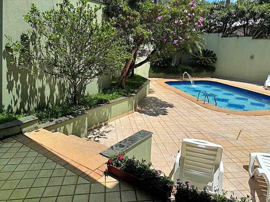 Mansão Adalgisa Suíte com Ar Próximo Cidade de Deus Jaguaré e Butantã