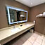 Quality Inn & Suites Regina Downtown