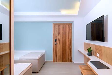 Family Room 5 people