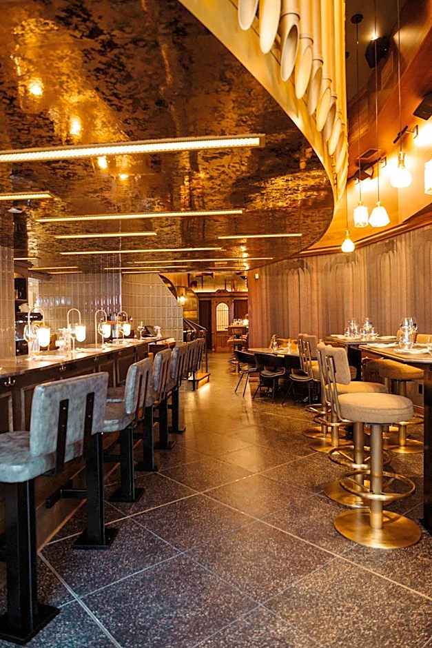 Manoir Victoria Hotel