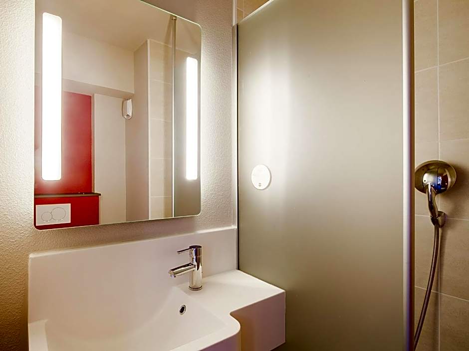 B&B HOTEL Paris Est Bobigny Université