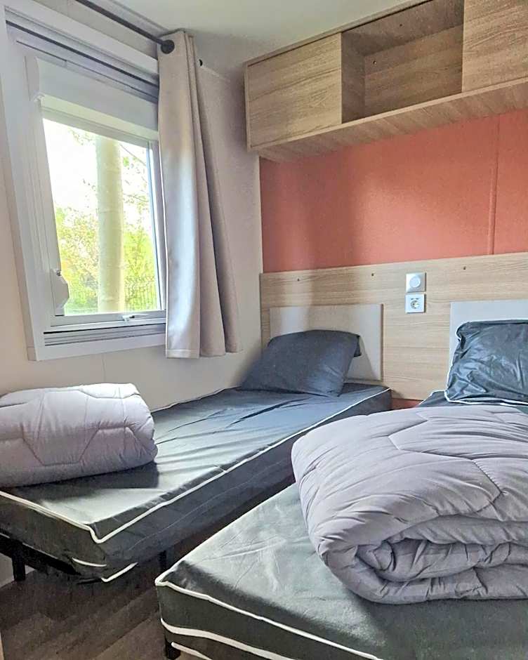 Camping La Carabasse Vias-Plage-T4 Climatisé,Tout confort, Emplacement calme !