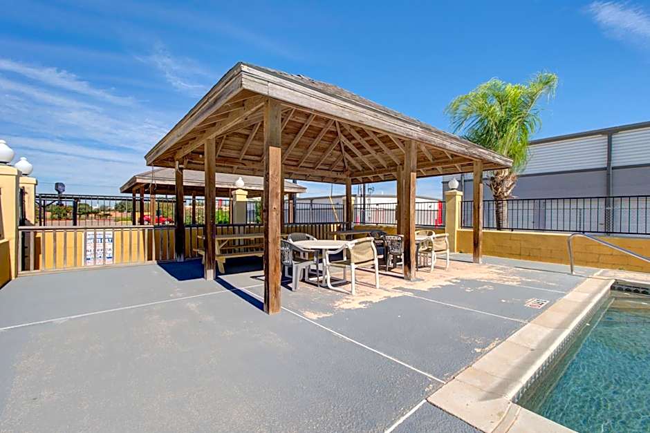 Weslaco Inn by Capital O Near Mercedes