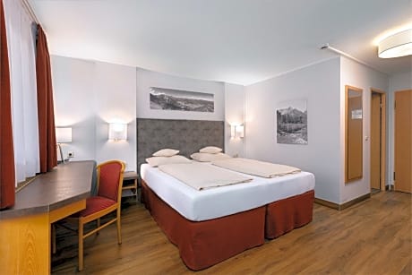 Double Room with Terrace