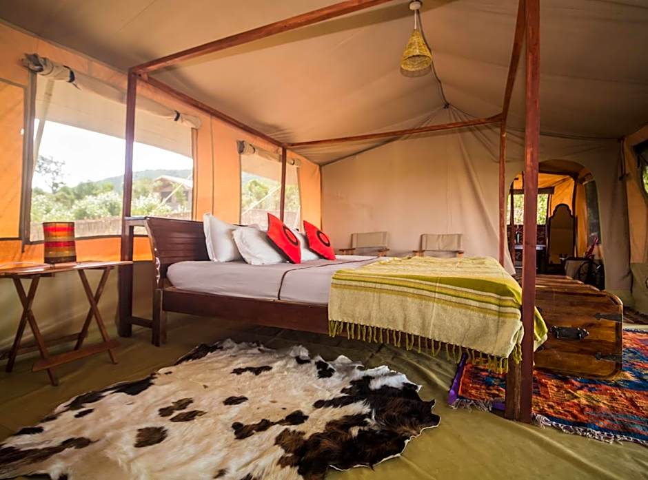 Oldarpoi Wageni Camps