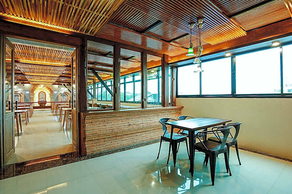 Wangchang Hotel – Chang Khlan, IA