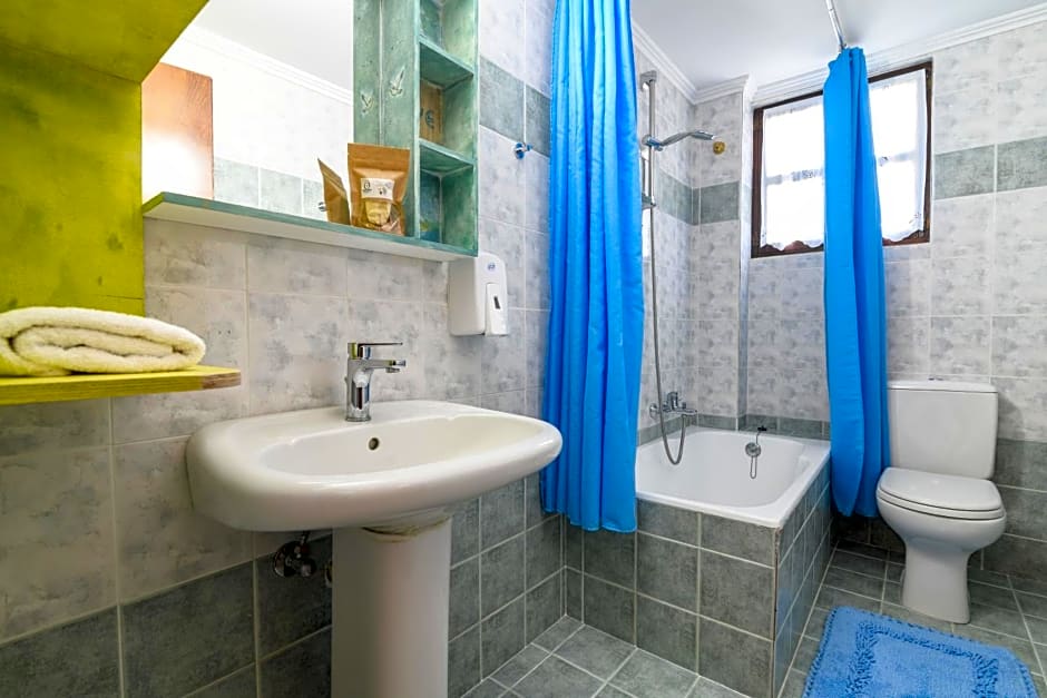 Therianos Traditional Villas