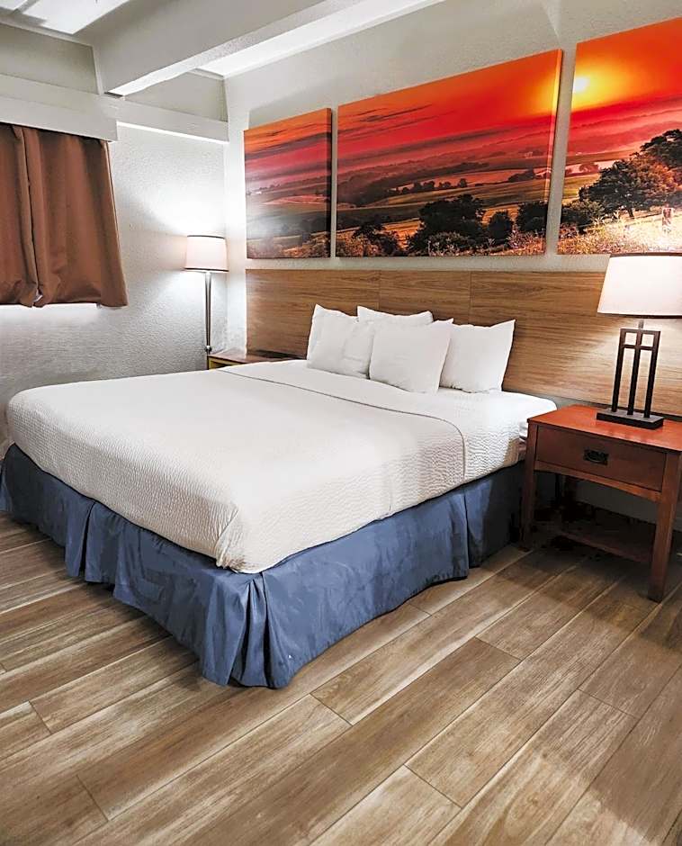 Days Inn by Wyndham Denver Downtown