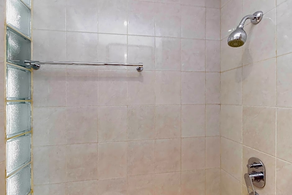 RedDoorz Syariah Plus @ Jatibening