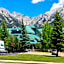 Pocaterra Inn & Waterslide