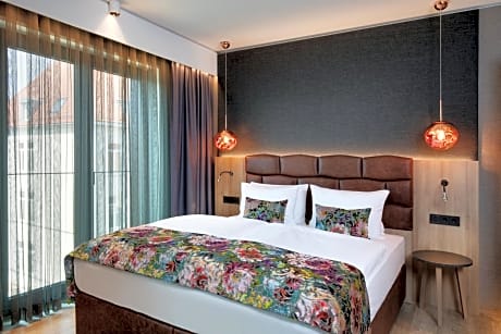 Premium King Room