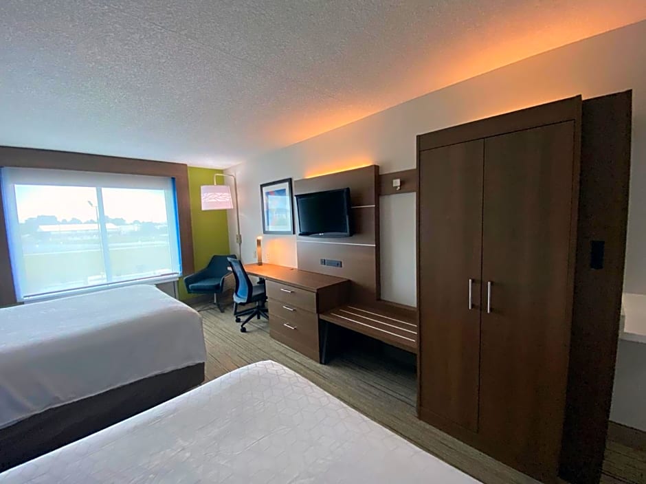 Holiday Inn Express Hotel & Suites Somerset Central By IHG