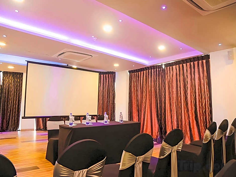 The Ocean Colombo - Guaranteed Sea View Rooms