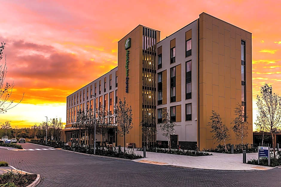 Holiday Inn Express Bicester By IHG