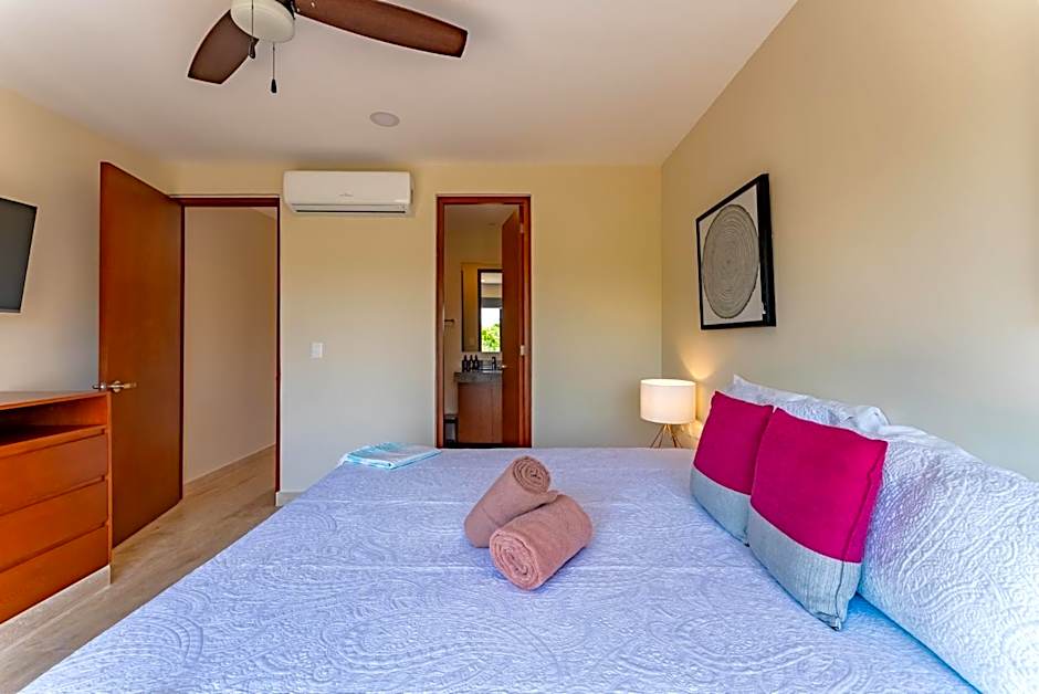 Luxury Apt Gym Jacuzzi WIFI Starlink