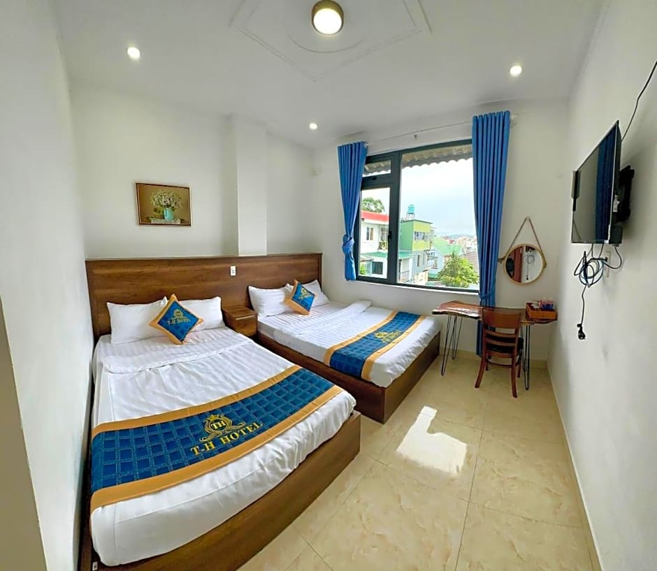 T-H Hotel & Villa 