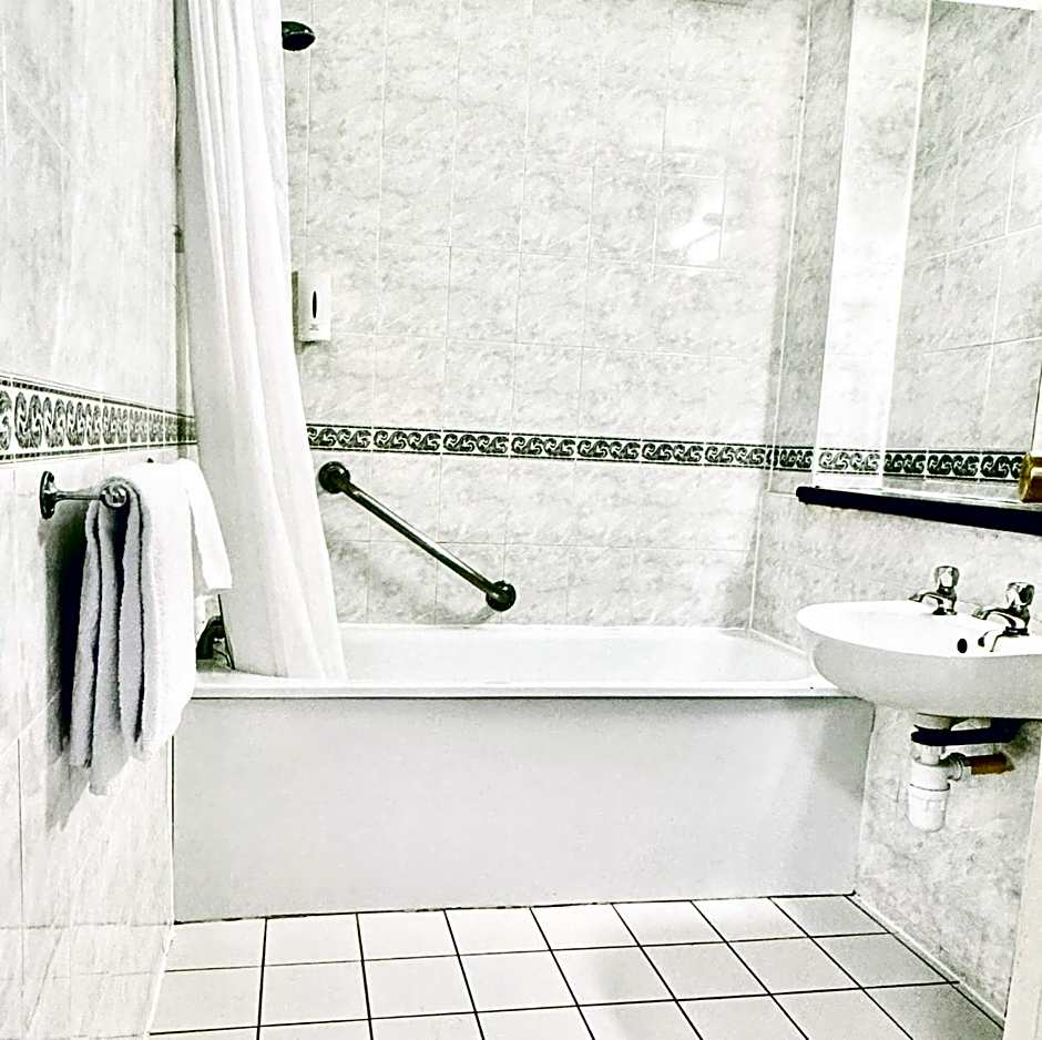 Carrington House Hotel