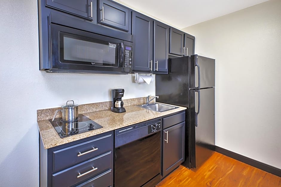 Candlewood Suites Indianapolis Airport By IHG