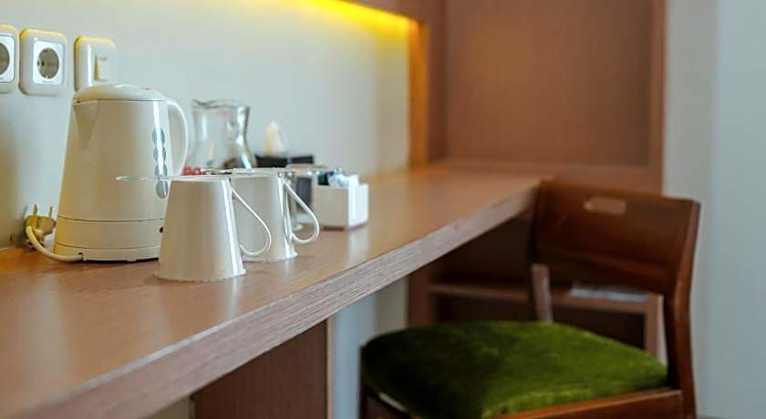 Loji Hotel